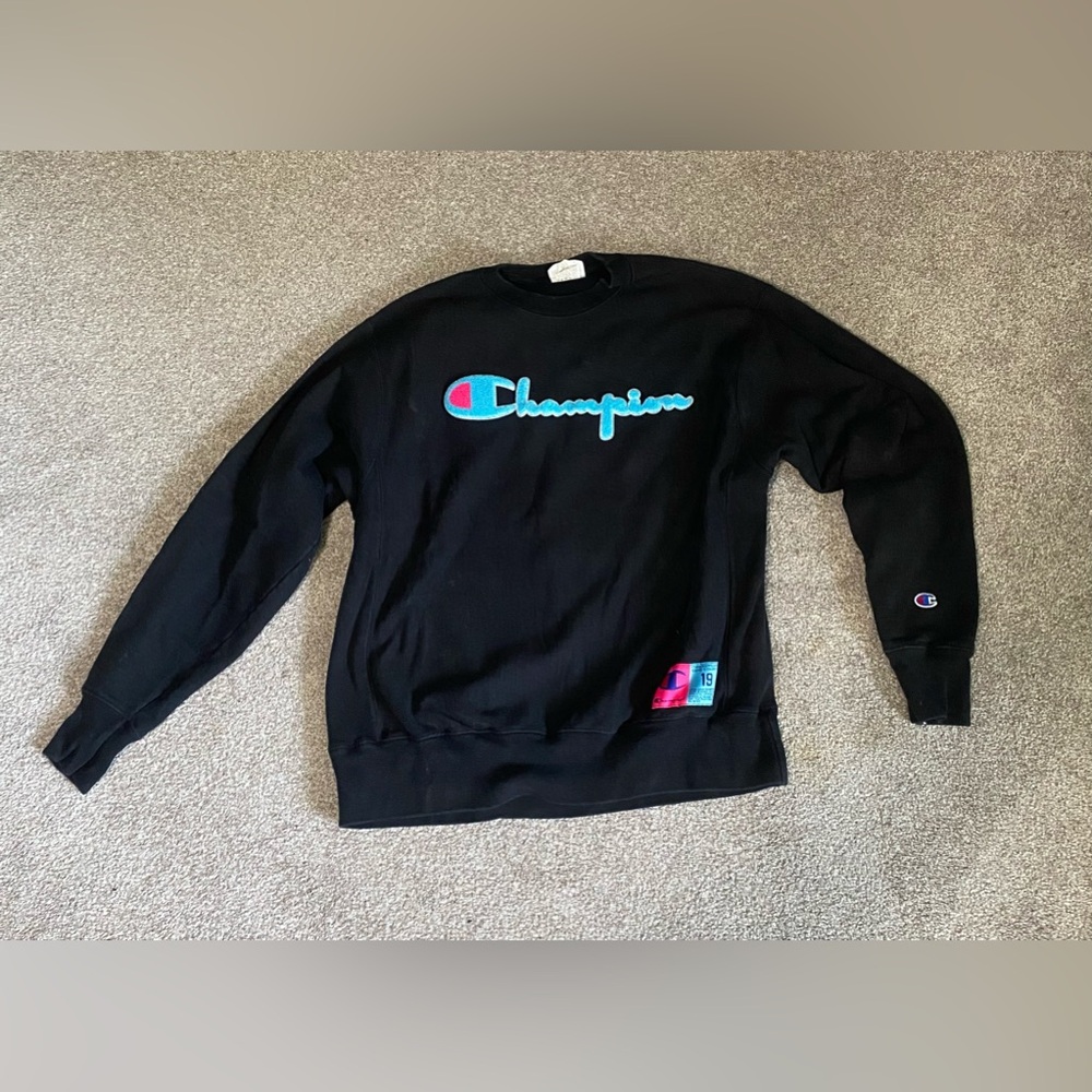 Champion Men’s Large Sweatshirt